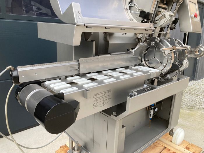 Poly Clip ICA 8700