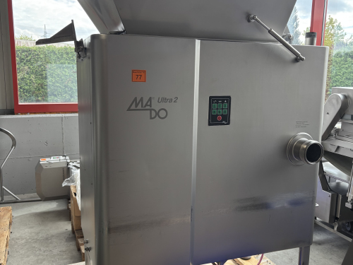 Grinder Mado Ultra 2 with Loader