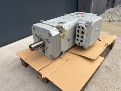 Hauptmotor Baumüller 142 KW. DC 