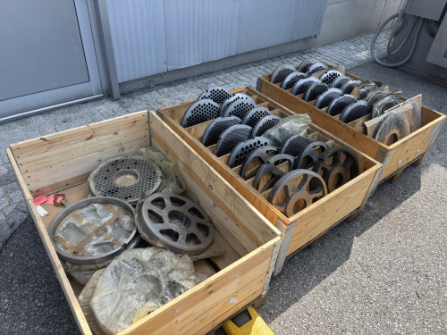 Original Blades LASKA Frozen Meat Grinder W 400